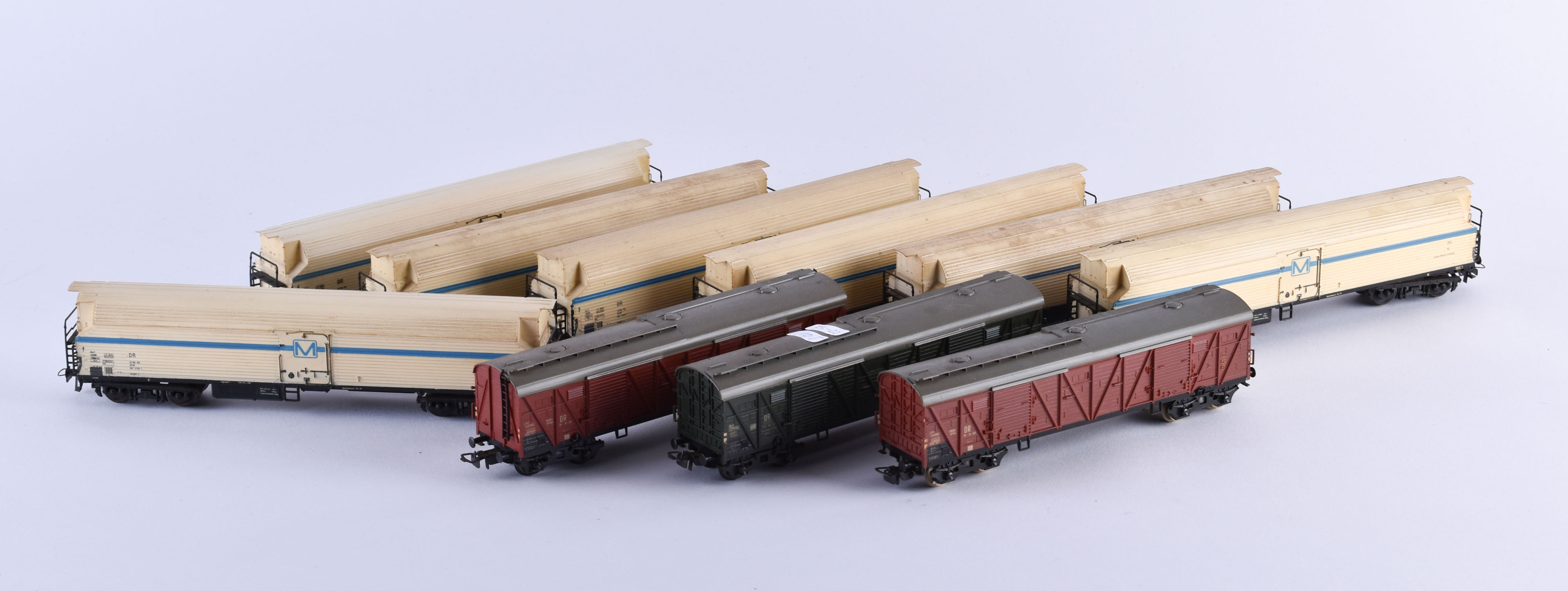 Group of freight wagons Schicht/Piko