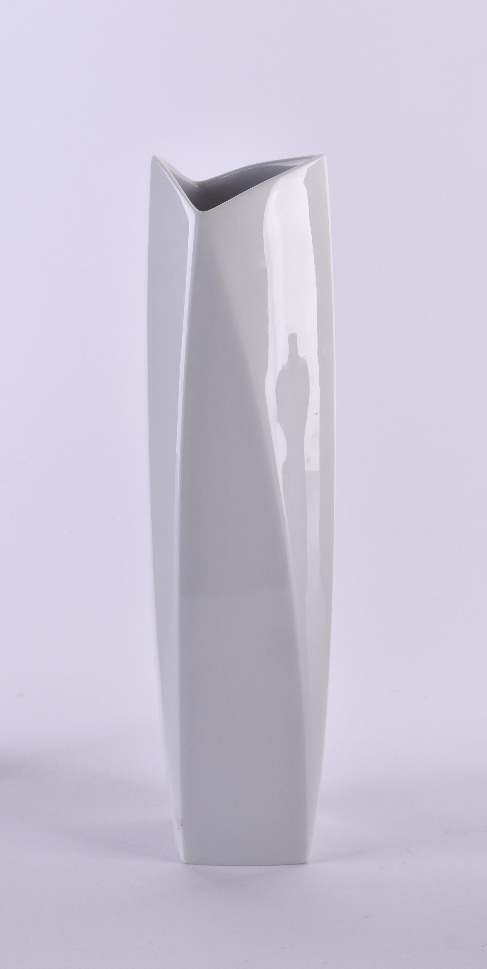 Fabula vase Meissen - Image 2 of 3