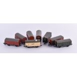4 DR 23-01-18 freight cars, 4 05-86-96 freight cars, Piko