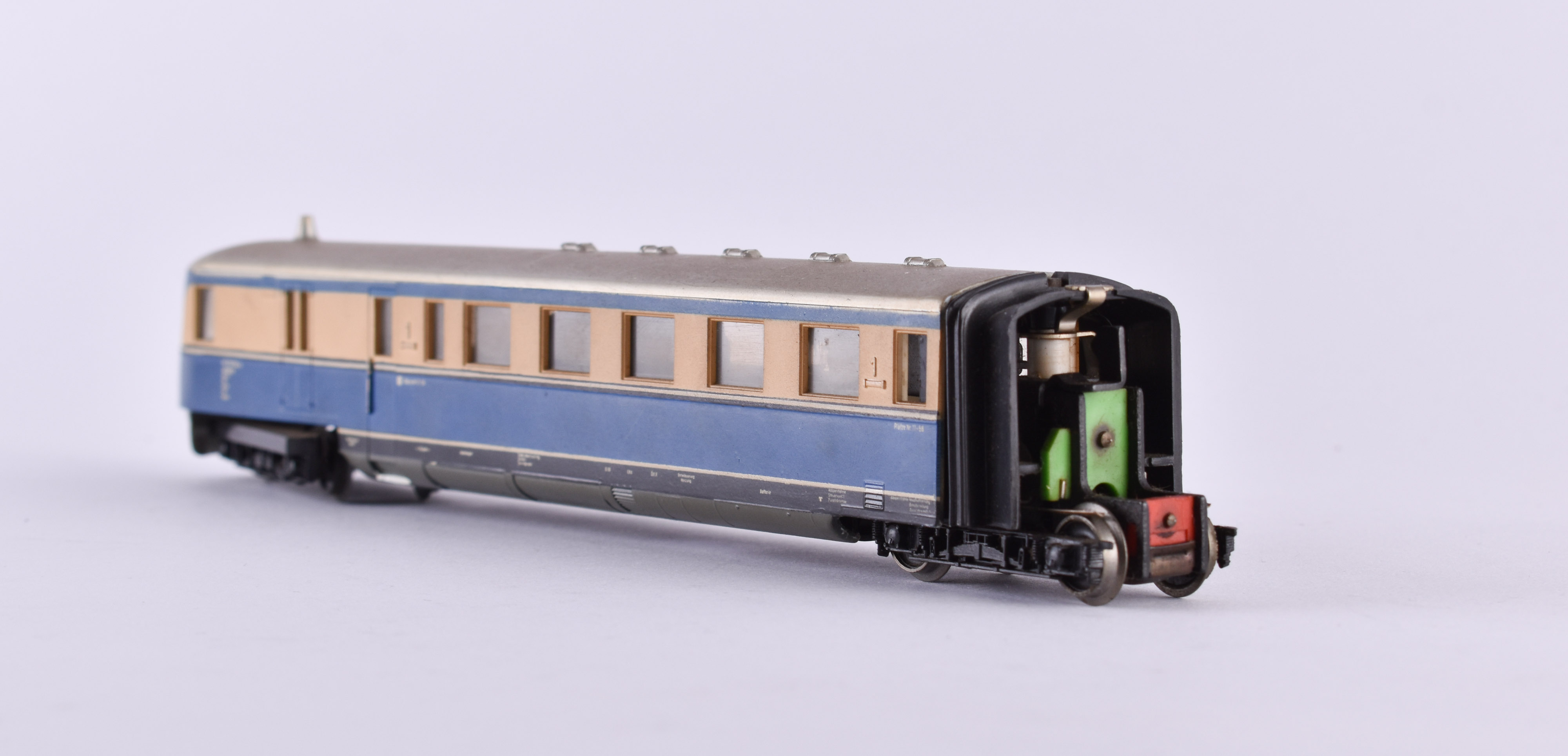 High-speed railcar VT 137154 a DR - Piko - Image 2 of 3