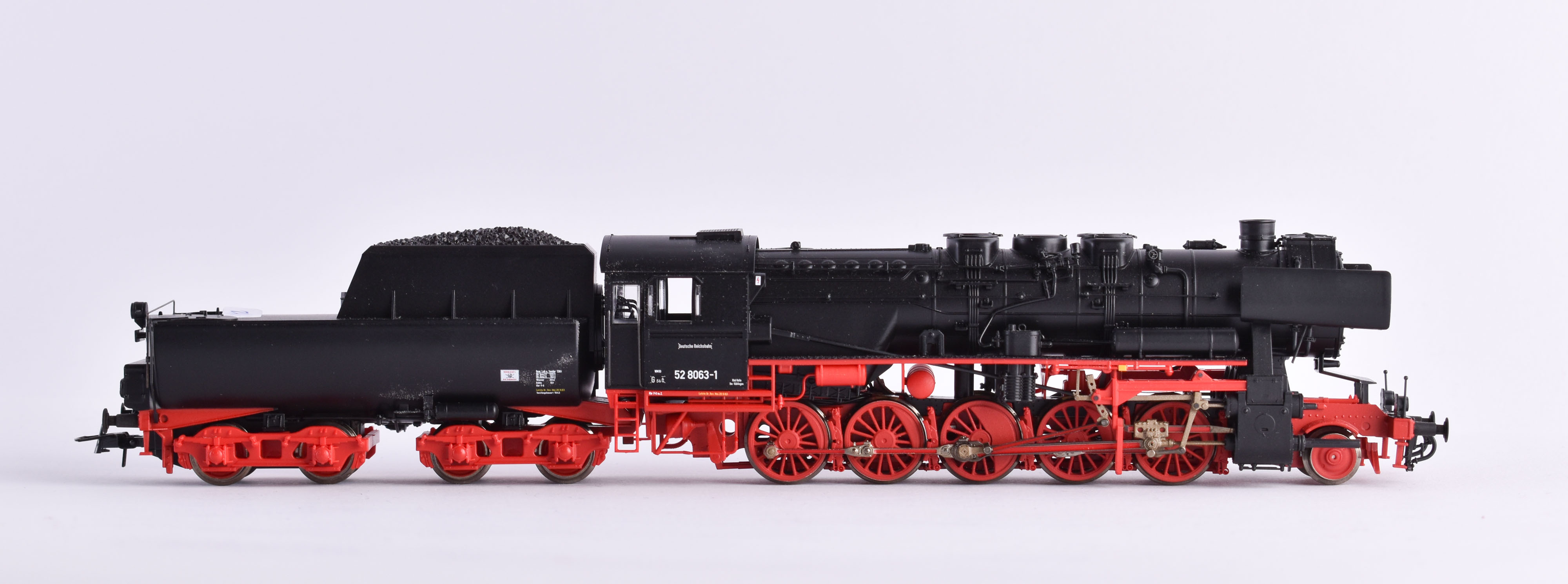 Steam locomotive BR 52 8063-1 of the DR, Roco