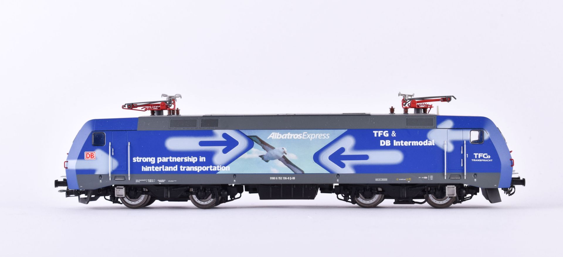 Electric locomotive BR 152 136-8, AlbatrosExpress DB-AG, Roco/Rivarossi