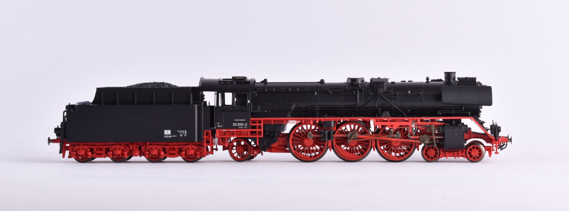 Trailing tender locomotive 03 2151-3, Fleischmann