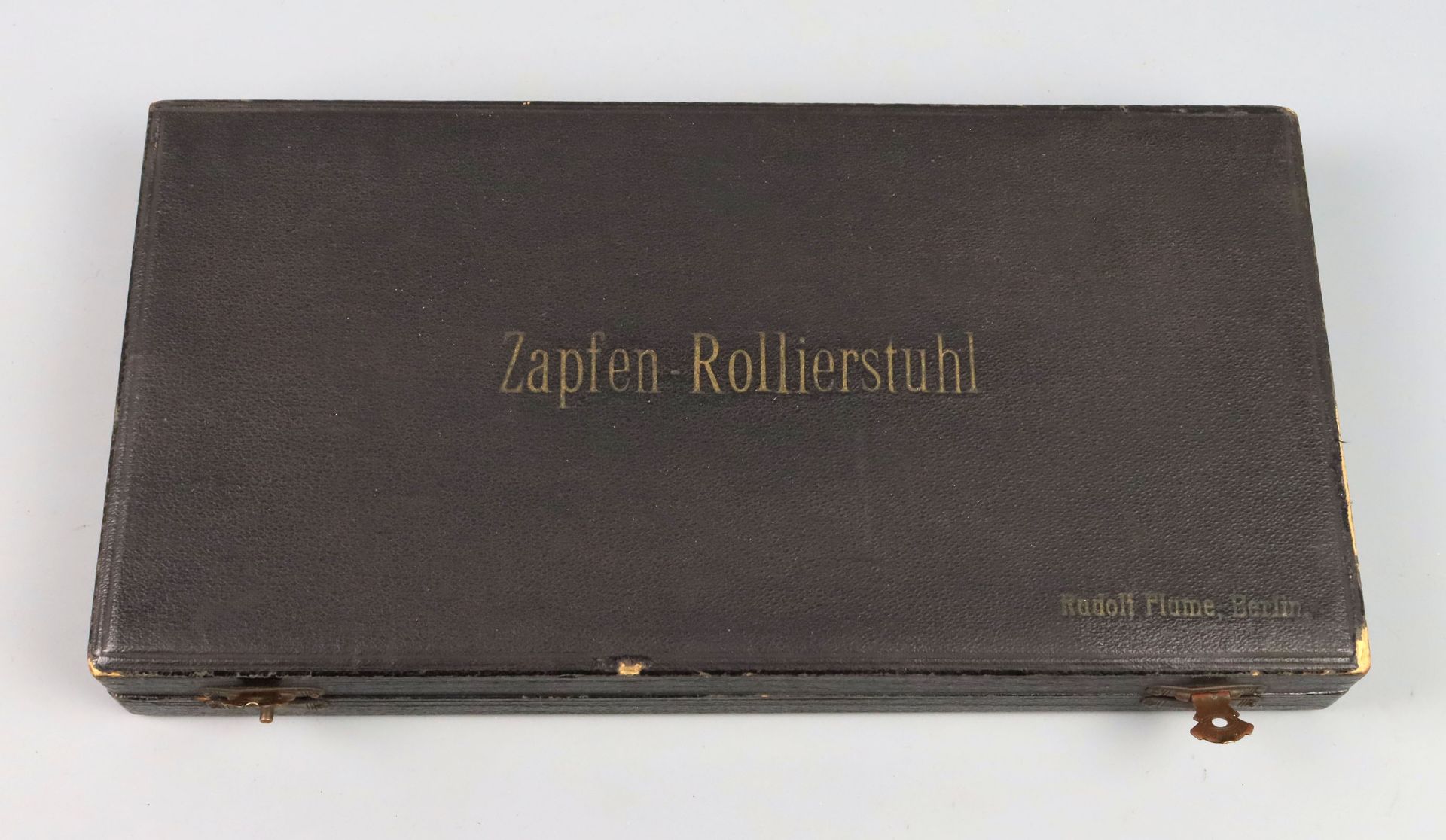 Zapfen-Rollierstuhl im Etui - Image 2 of 2