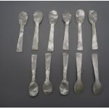 11 Perlmuttlöffel / 11 mother of pearl spoons, Anfang 20. Jh.