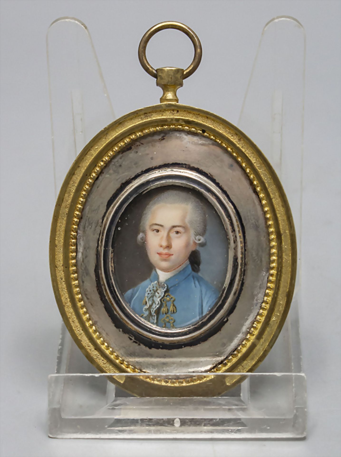 Rokoko Miniatur Porträt eines jungen Adligen / A Rococo miniature portrait of a young ...
