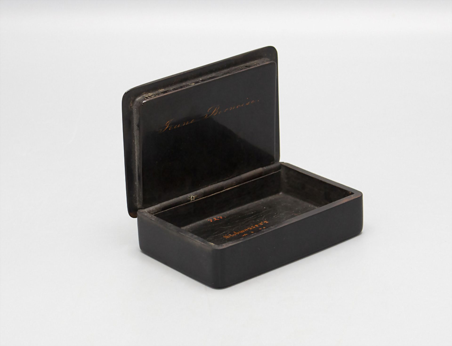 Schnupftabakdose 'Junge Bernerin' / Tabatiere 'Jeune Bernoise' / A snuff box, Stobwasser, ... - Image 3 of 7