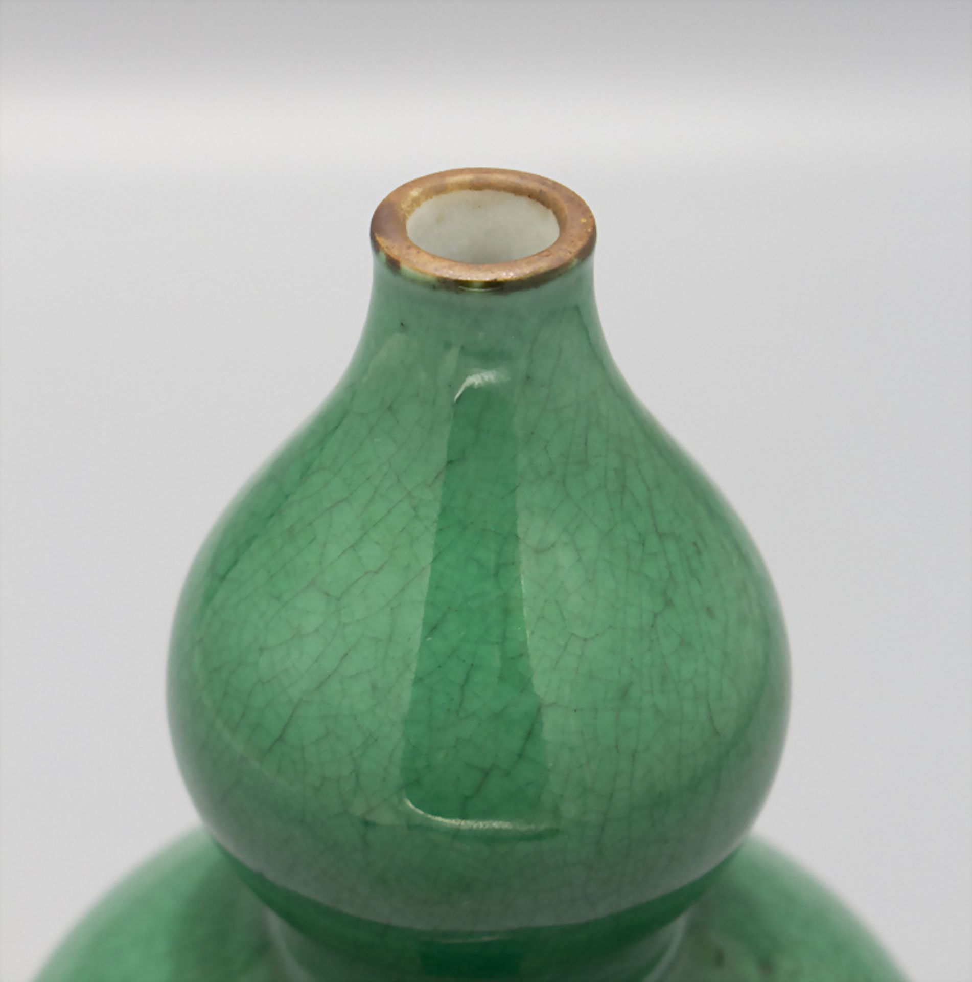 Kleine Doppelkürbisvase / A small gourd vase, 19. Jh., China - Bild 2 aus 3