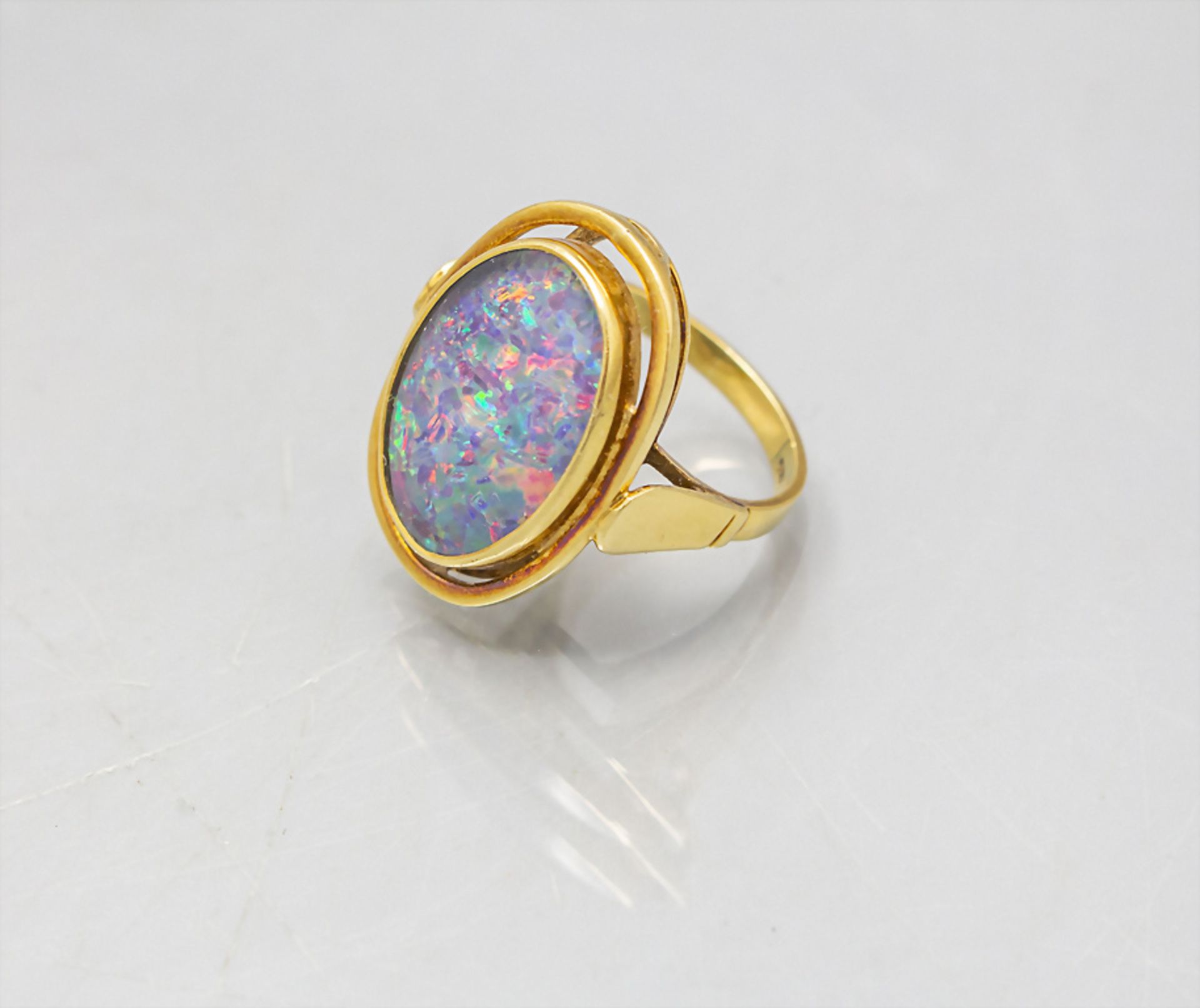 Goldring mit Opal / A 18 ct gold ring with an opal - Image 2 of 3