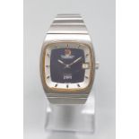 Herrenarmbanduhr / A men's wristwatch, Omega Chronometer f 300 Hz, um 1970