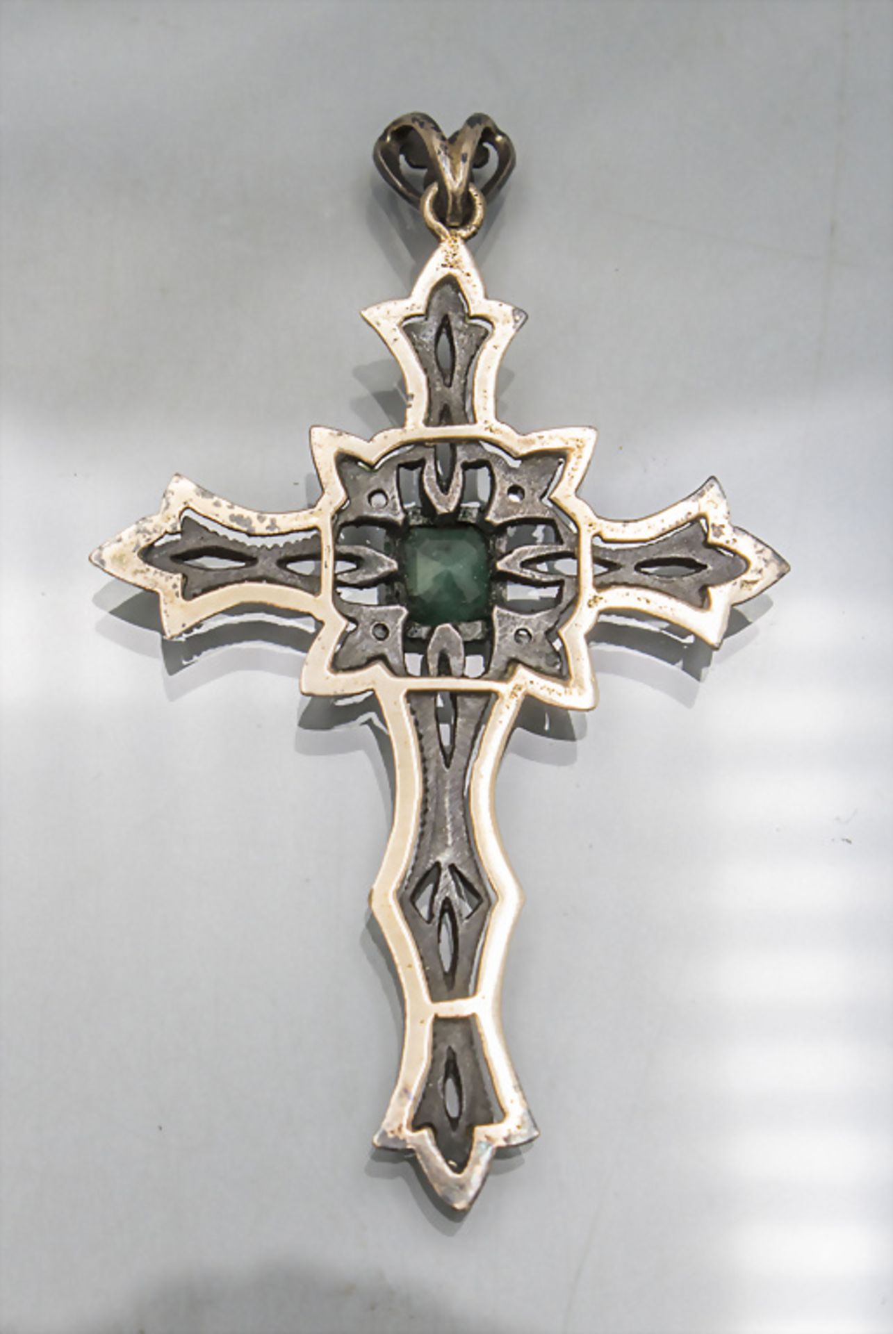 Kreuzanhänger / A cross pendant, Italien, 19. Jh. - Image 2 of 3