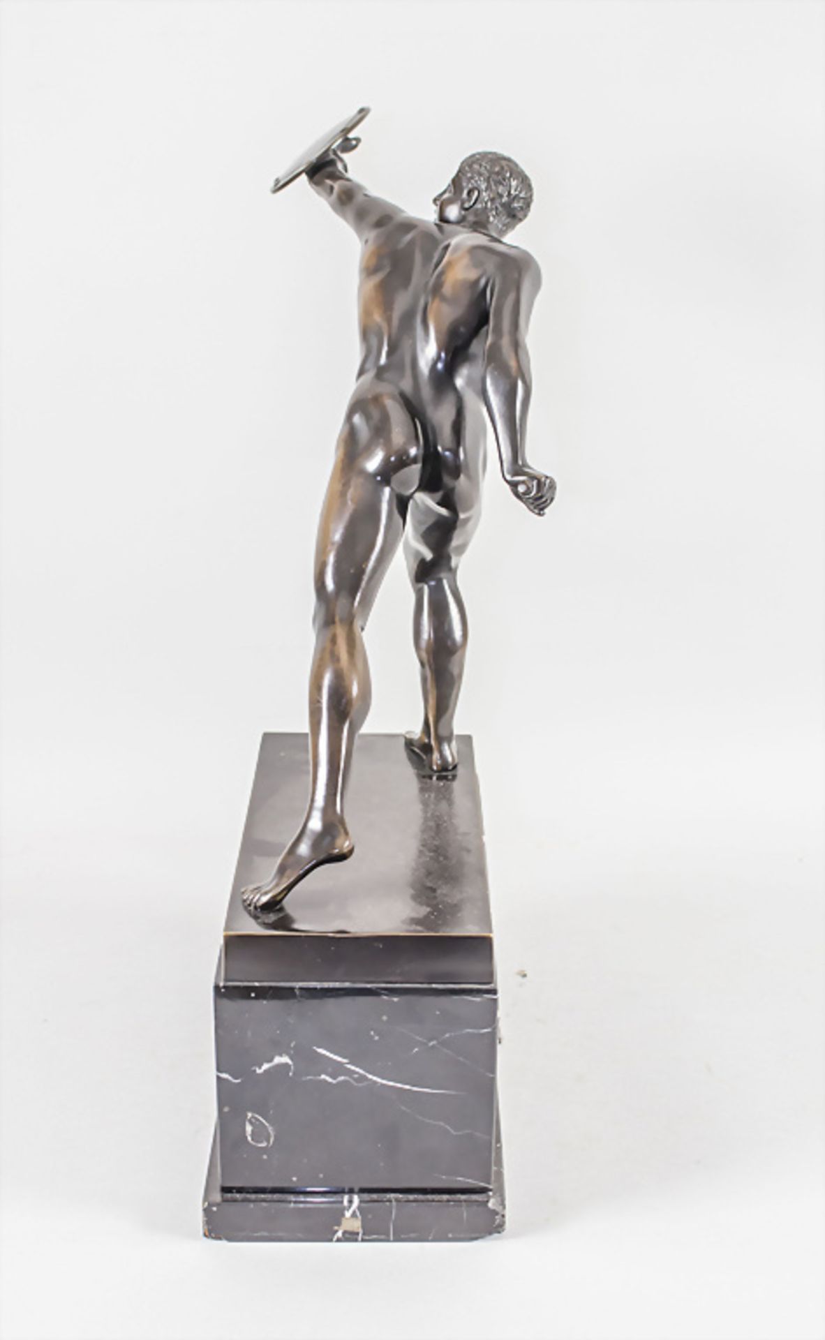 Bronze 'Borghesischer Fechter' / A bronze sculpture of the 'Borghesian Fencer', 20. Jh. - Image 5 of 6