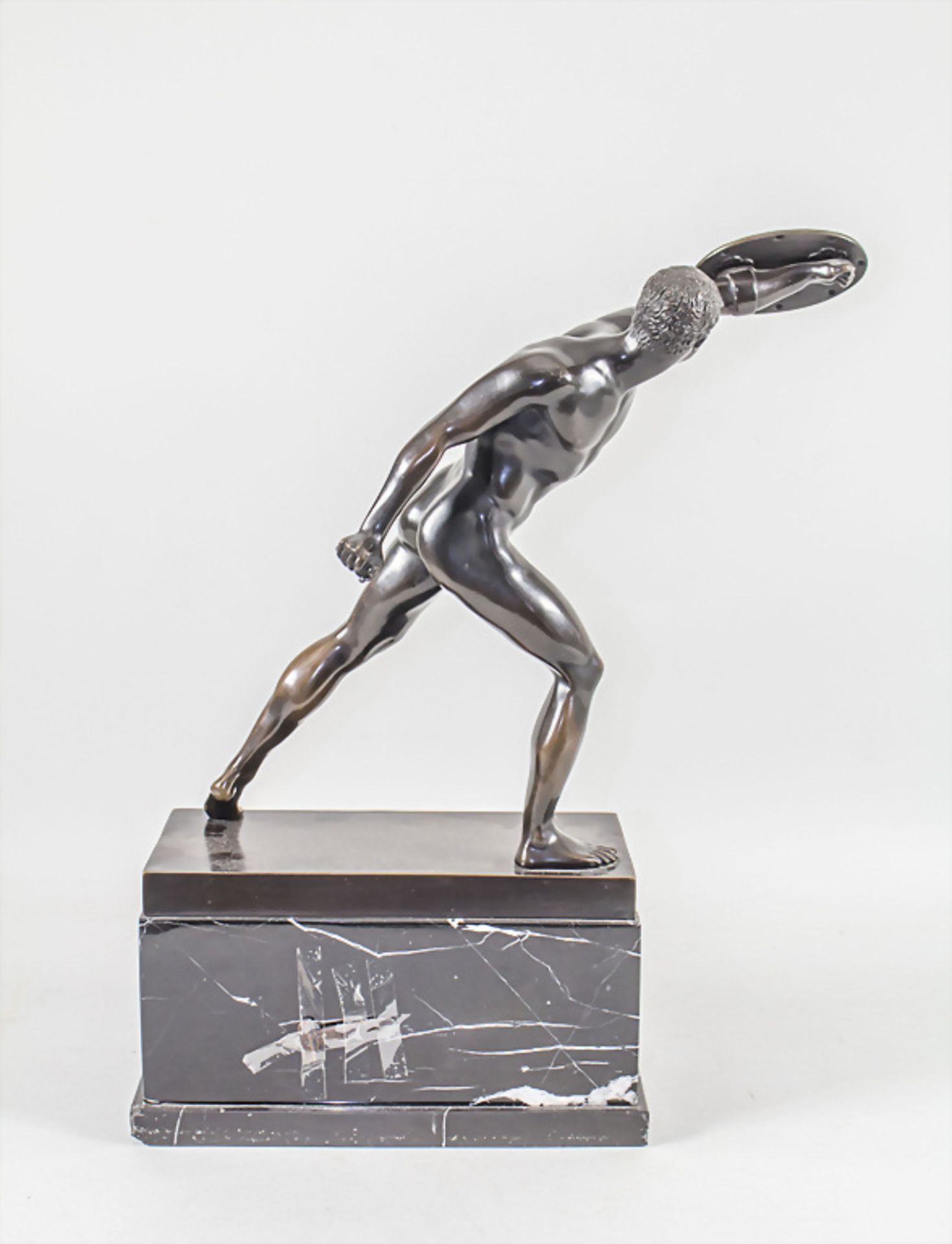 Bronze 'Borghesischer Fechter' / A bronze sculpture of the 'Borghesian Fencer', 20. Jh. - Image 4 of 6