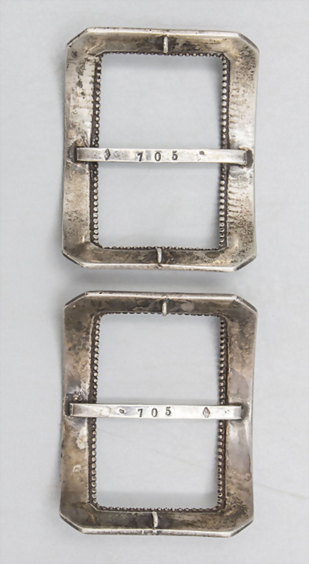 Paar Silber Schuhschnallen / A pair of silver shoe buckles, Ferdinand Erhart, Paris, um 1890 - Image 3 of 5