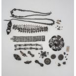 Konvolut Trauerschmuck / A set of mourning jewellery