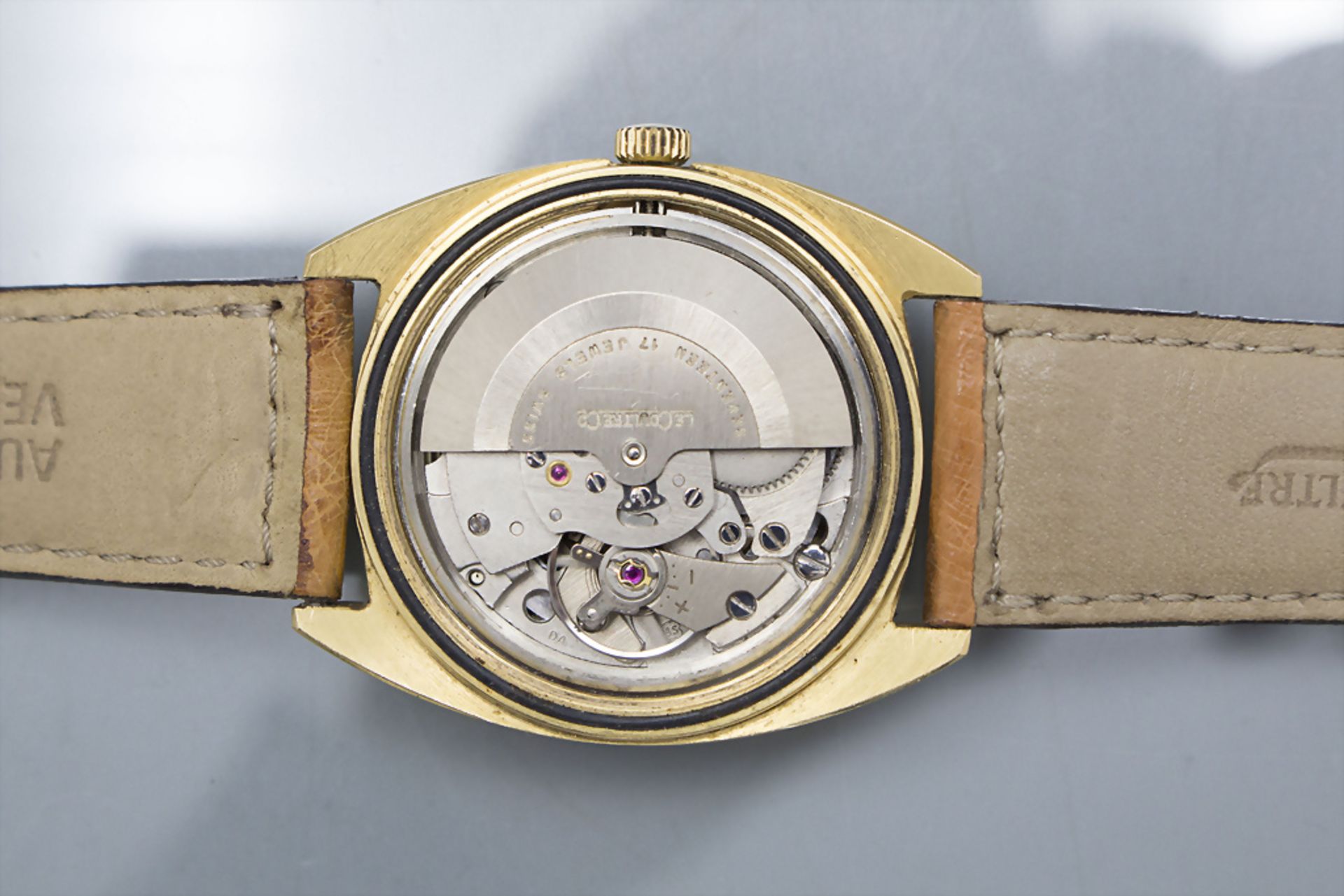 Herrenarmbanduhr / A men's wristwatch, Jaeger Le Coultre Club, Schweiz / Swiss - Image 4 of 7