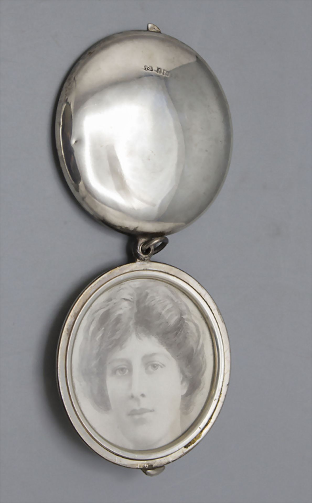 Großes rundes Silber Medaillon mit Spiegel / A large round silver medallion with mirror, ... - Bild 3 aus 5