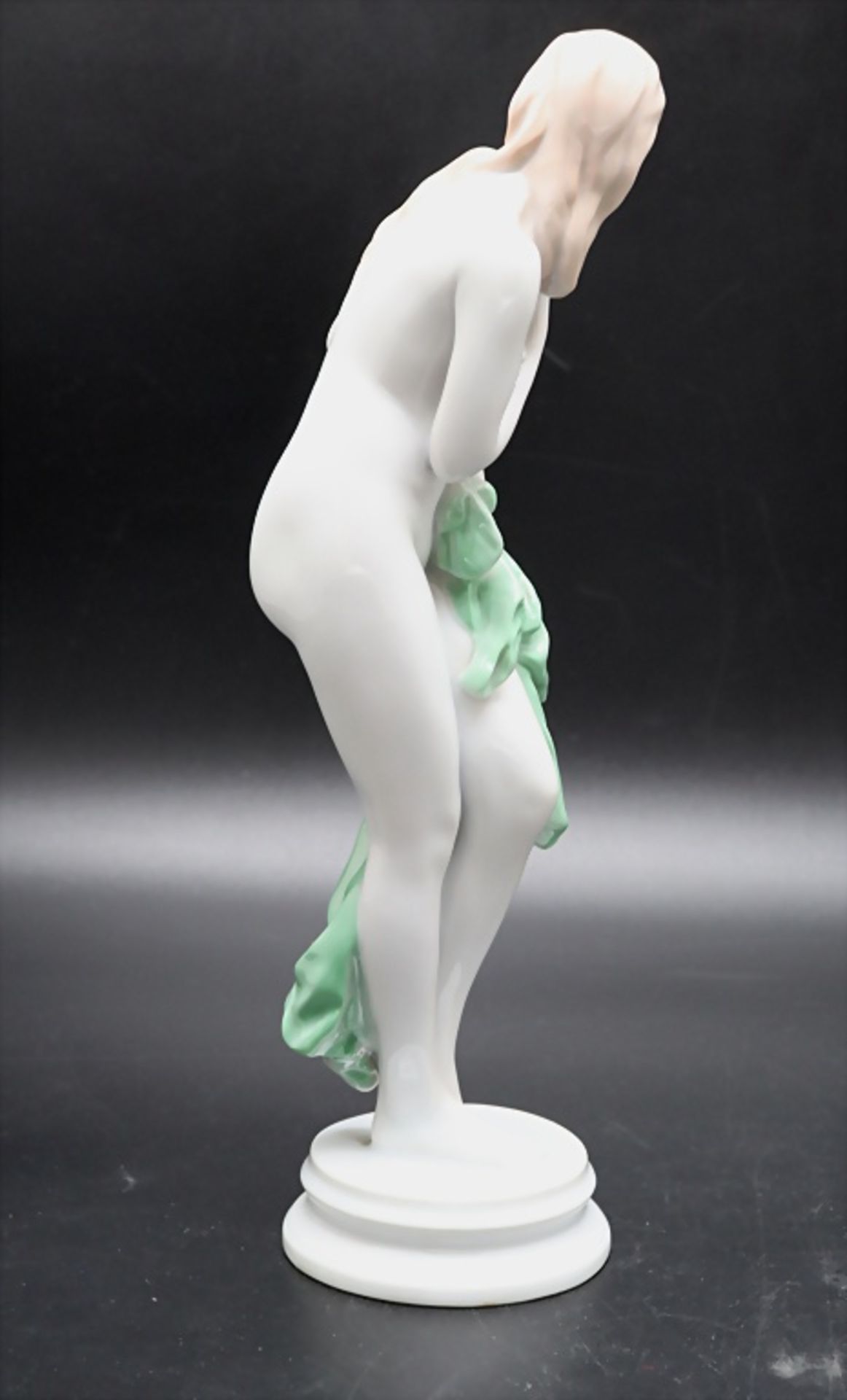 Jugendstil Akt mit Tuch 'Nach dem Bade' / An Art Nouveau nude with a towel, Berthold Boess, ... - Image 3 of 6