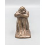 Bronze Skulptur 'Hockender Akt' / A bronze sculpture of crouching nude, wohl Fritz Nuss, Mitte ...