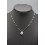 Weißgoldkette mit Perlenanhänger / A 14 ct white gold necklace with pearl pendant