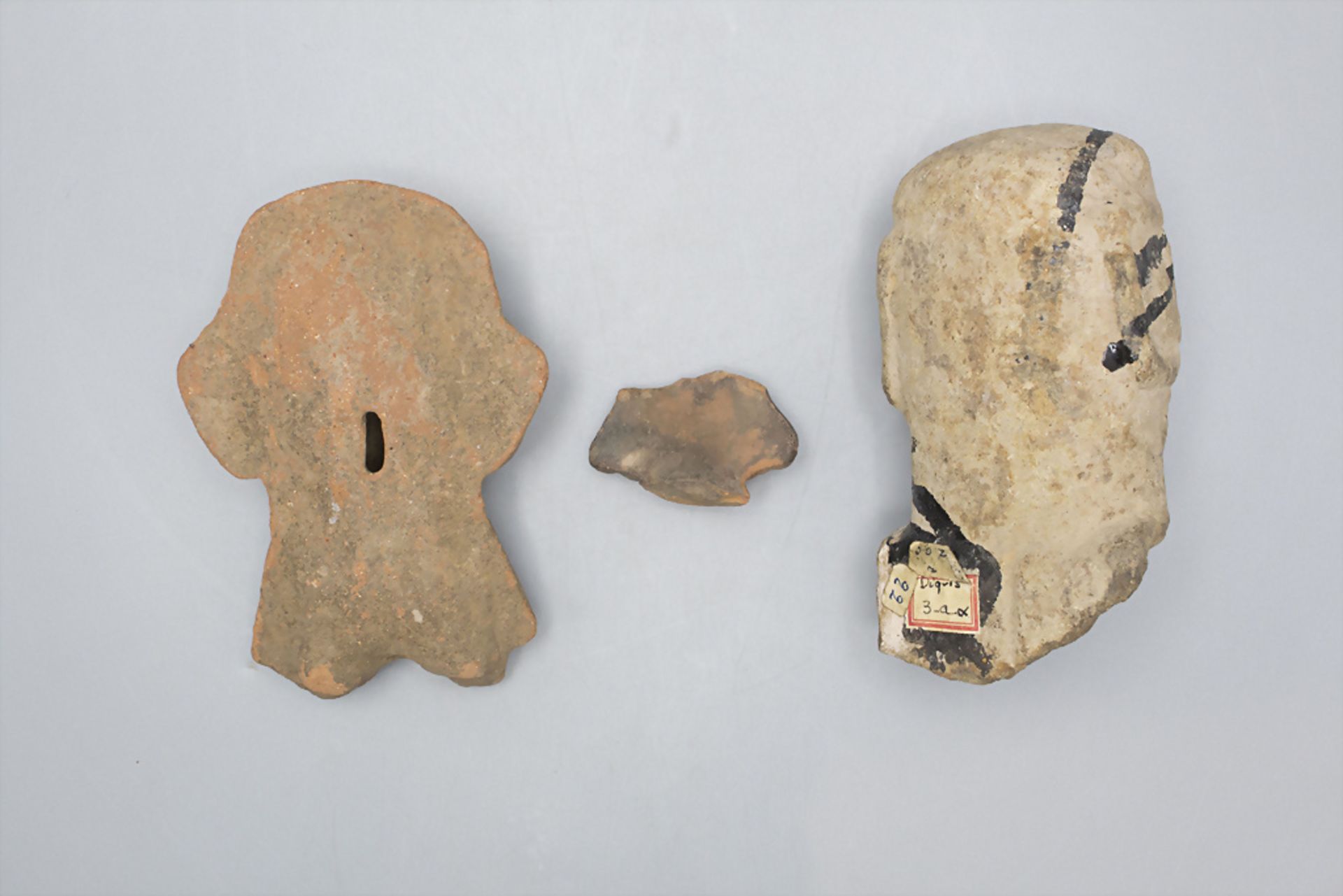 Sammlung von fünf prä-kolumbianischen Artefakten Artefakten, Alter unbekannt - Image 7 of 7