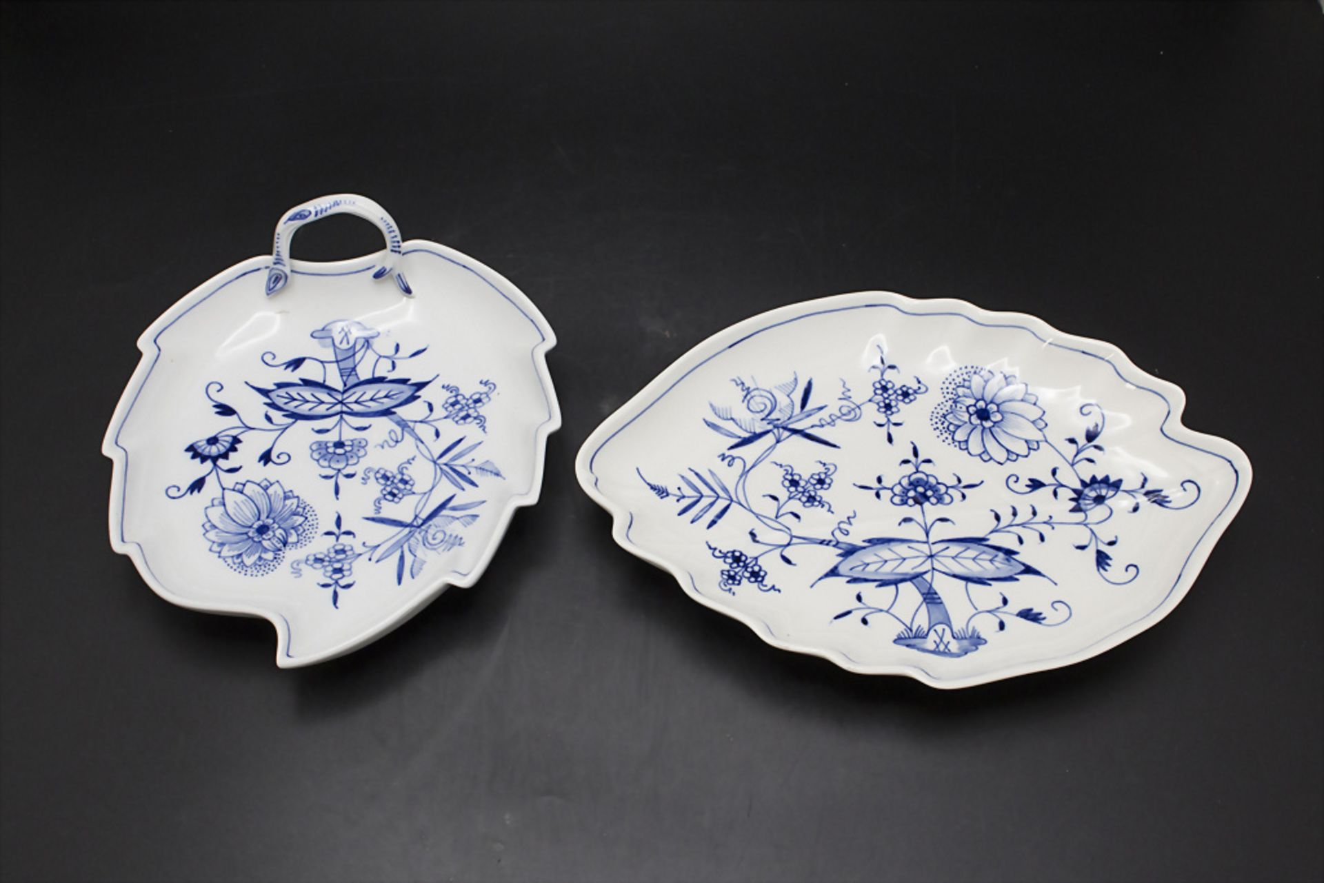 2 kleine Anbietschalen mit Zwiebelmuster / 2 small serving bowls with onion pattern, Meissen, ... - Image 2 of 3