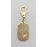 Anhänger mit Diamant und Karabinerverschluß / A gold pendant with diamond and a 14 ct gold clasp
