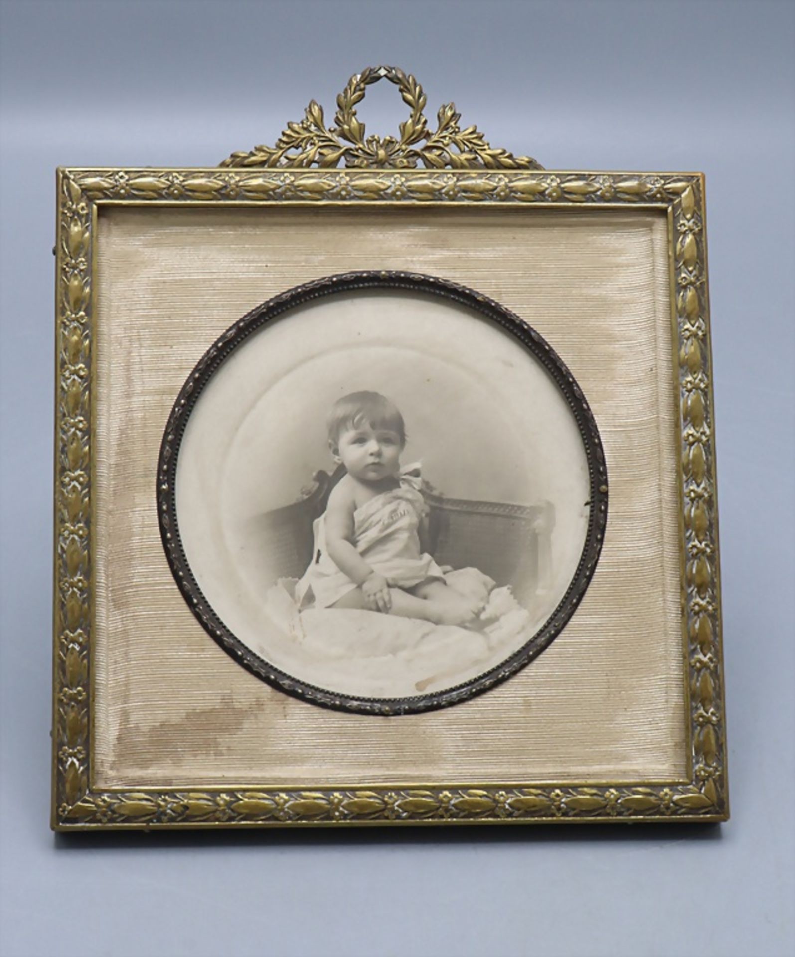 Standrahmen für Foto oder Miniatur / A brass frame for a photo or a miniature, deutsch, um 1880