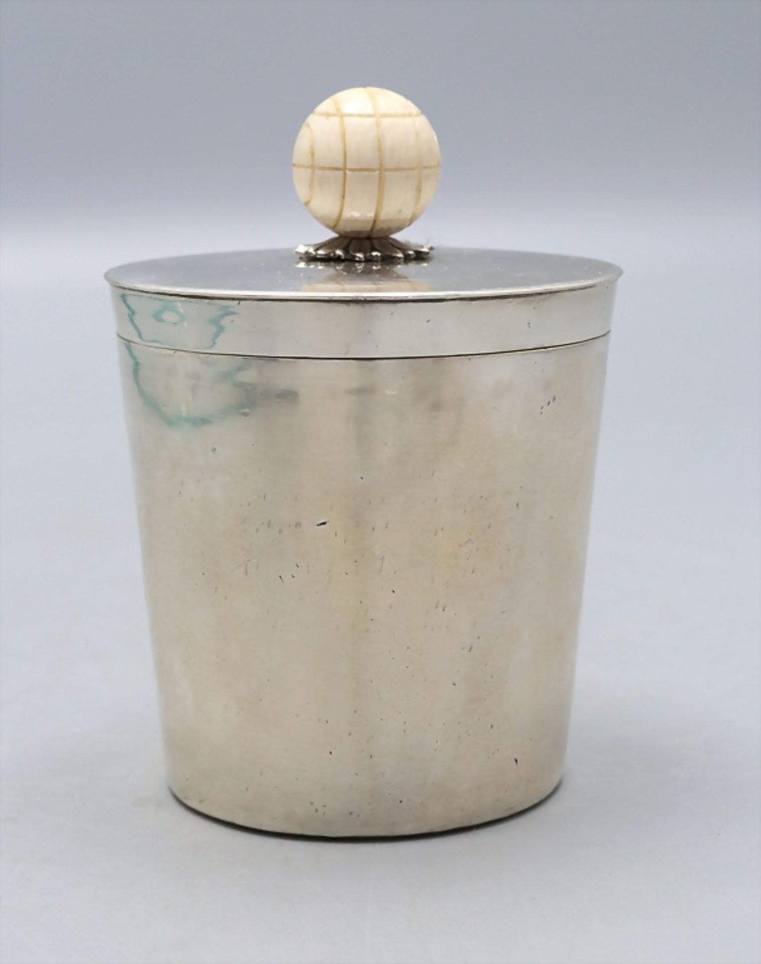 Deckeldose / A lidded silver box, Paris, 1785 - Image 2 of 6