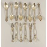 14 Teile Silberbesteck / 14 pieces of silver cutlery, Guillaume Deniere (Deninger), Paris, ...