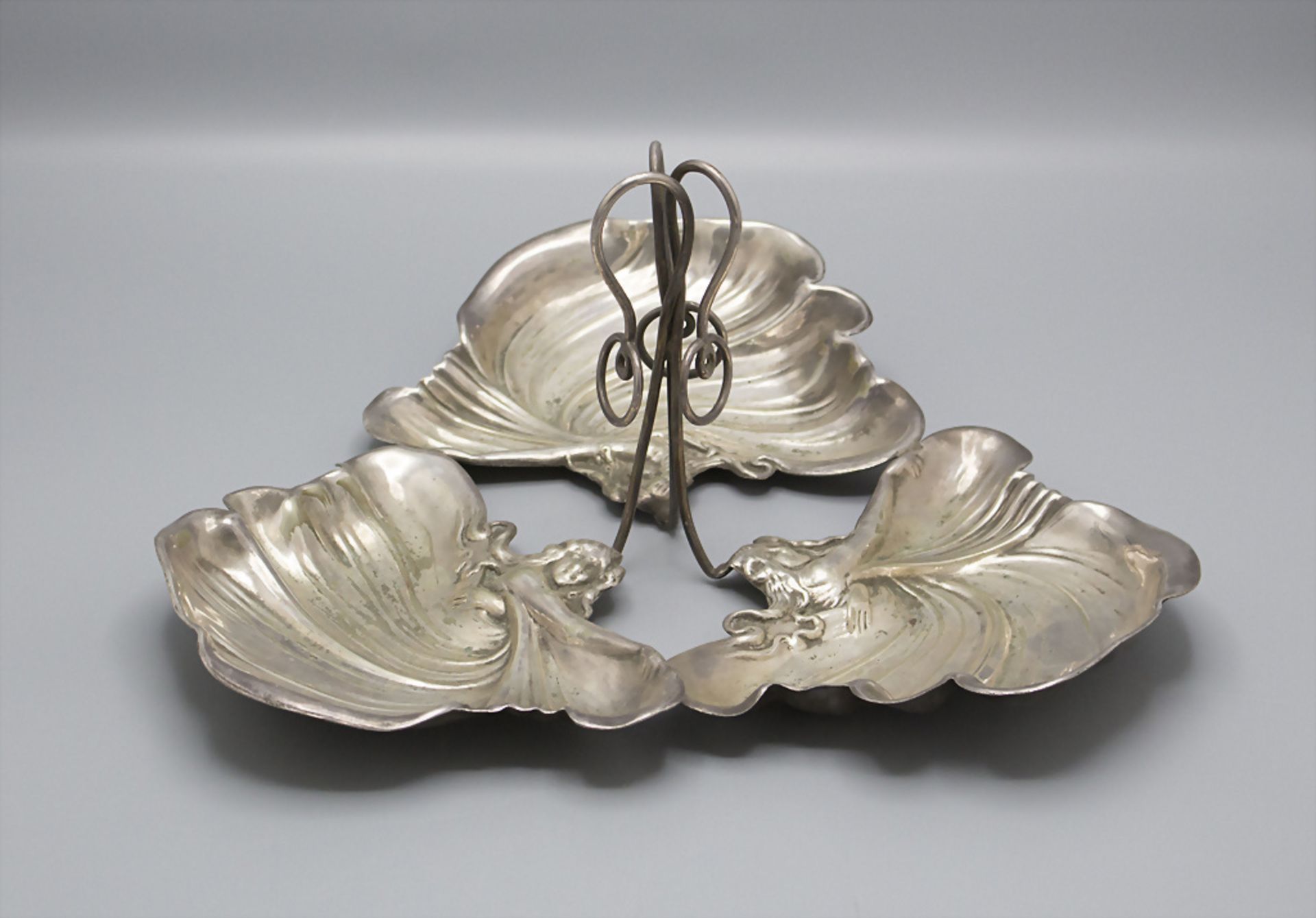 Jugendstil Anbietschale / Cabaret / A large Art Nouveau serving dish, Frankreich, um 1900