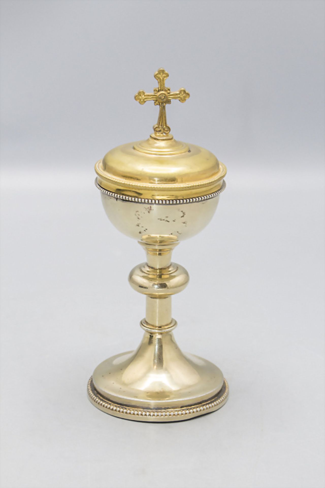 Kleiner Messkelch / A small silver chalice, Frankreich, nach 1839