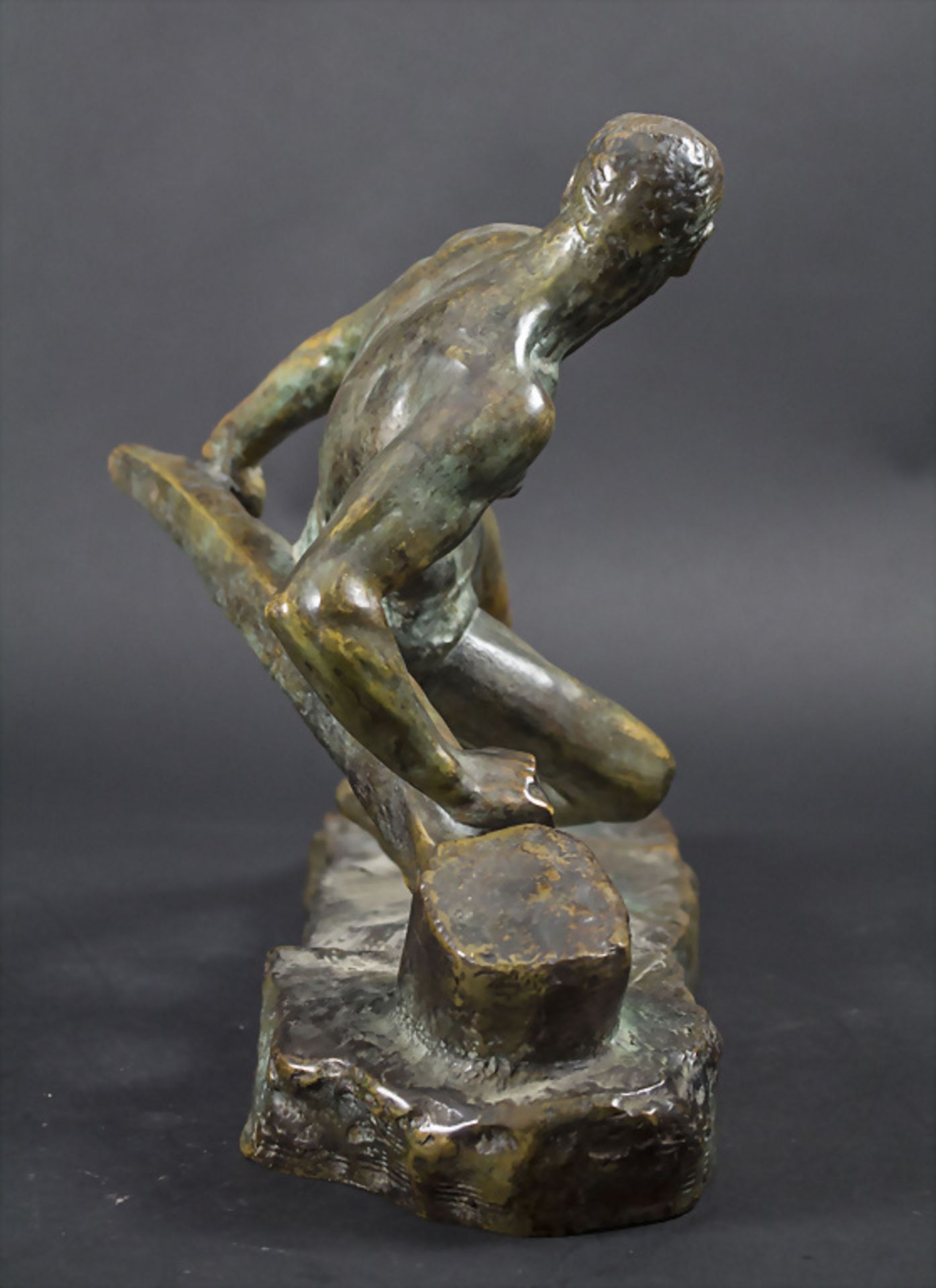 Pierre LE FAGUAYS (1892-1962), Art Déco Bronzeplastik 'Athletischer Steuermann' / An Art Deco ... - Bild 4 aus 8