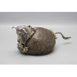 Ausgefallene Skulptur eines Stieres aus Achat und Silber / An agate and silver sculpture of a ...