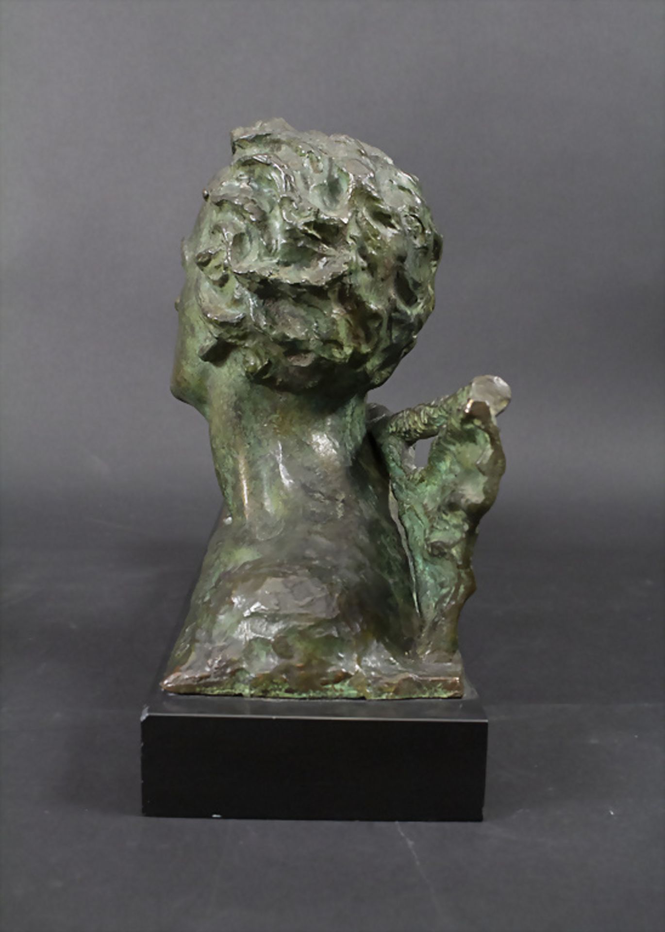 Alexandre Ouline (act. 1918-1940), Art Déco Bronzebüste / An Art Deco bronze bust, Belgien, um 1930 - Bild 6 aus 7