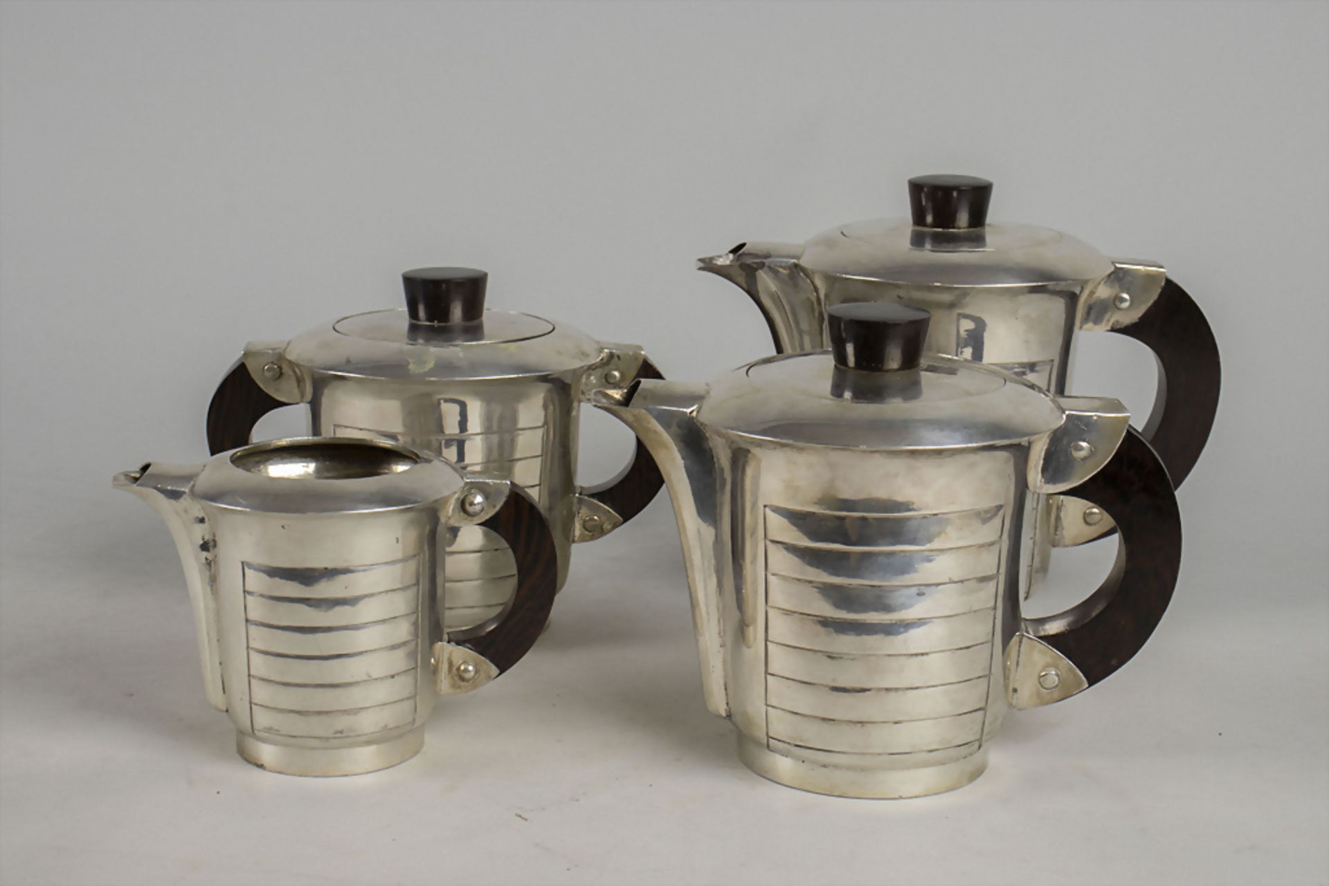 Art Déco Kaffee- und Teekern / An Art Deco silver coffee and tea set, um 1920