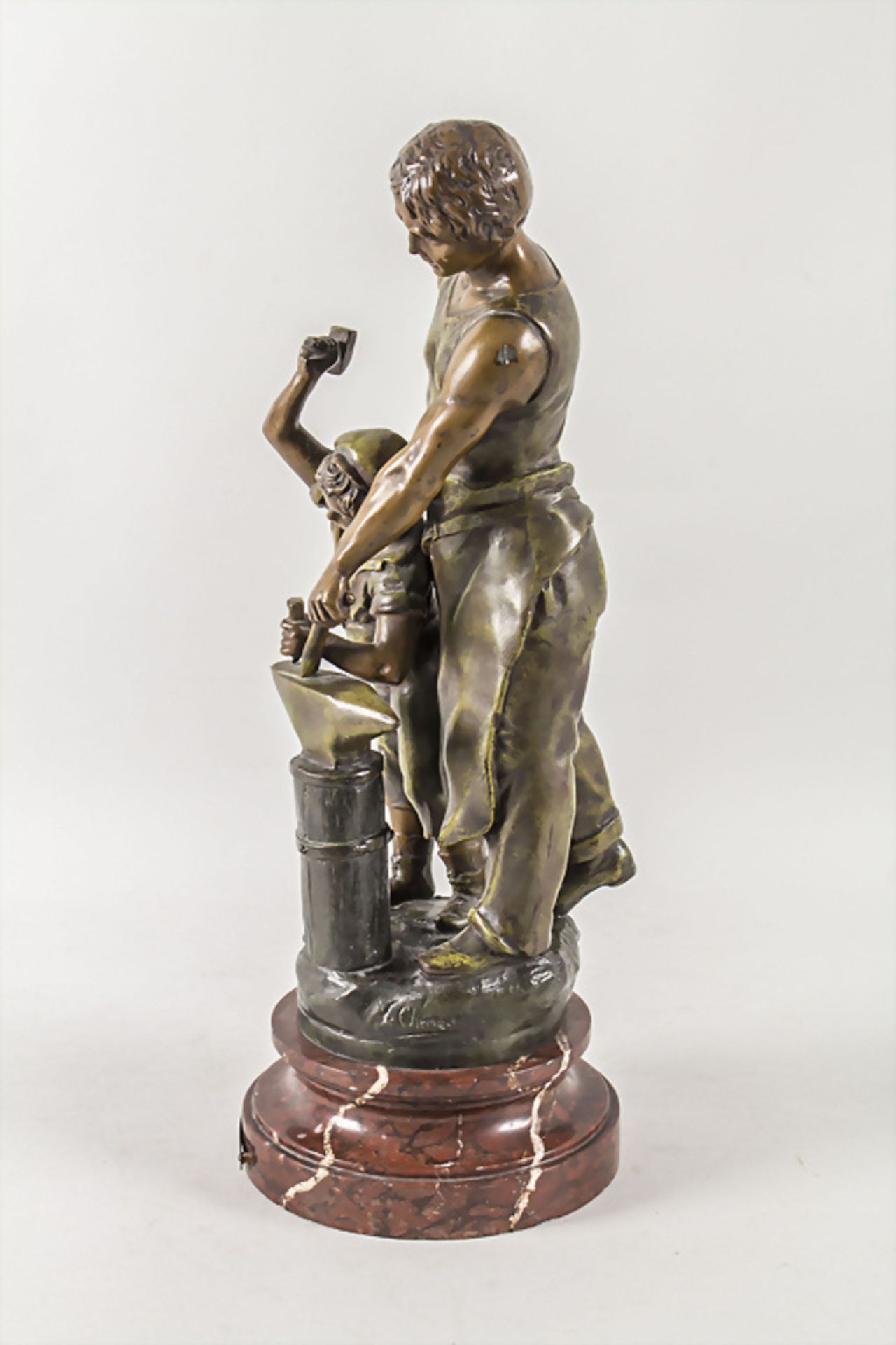 Bronze 'Schmied mit jungem Lehrling' / A bronze 'Blacksmith with young apprentice', Victor ... - Image 2 of 7