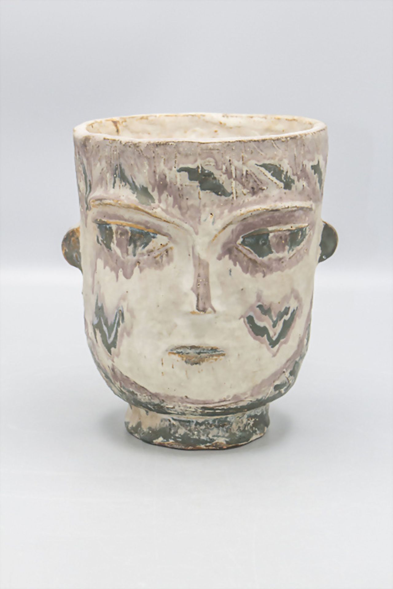 Keramikvase mit Gesichtern / A ceramic vase with faces, 1959 - Bild 3 aus 6
