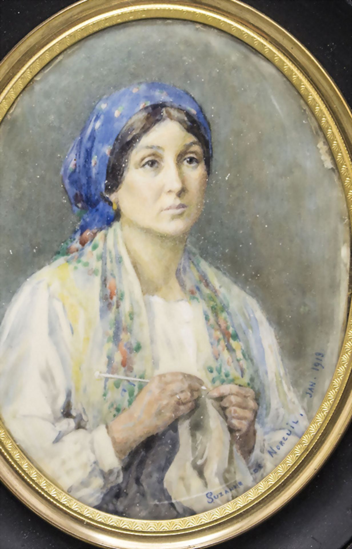 Suzanne BONNAL DE NOREUIL (1888-c.1960), Miniatur-Porträt einer jungen häkelnden Frau / A ...