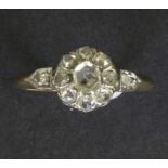 Damenring mit Diamanten / An 18k gold ring with diamonds, um 1910