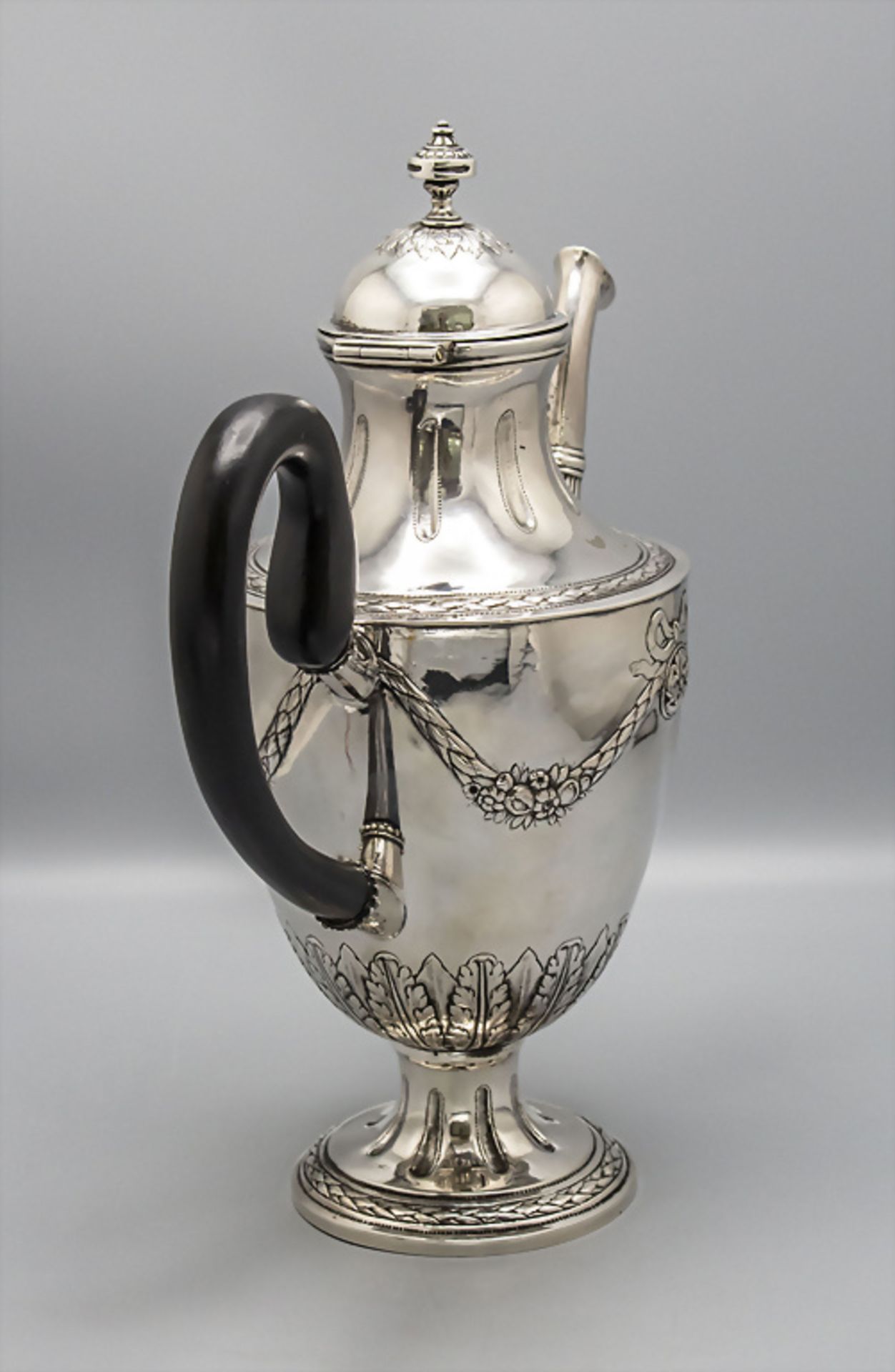 Klassizismus Teekanne / A Classicism silver tea pot, Johann Christian Neuss, Augsburg, 1785 - Bild 4 aus 6