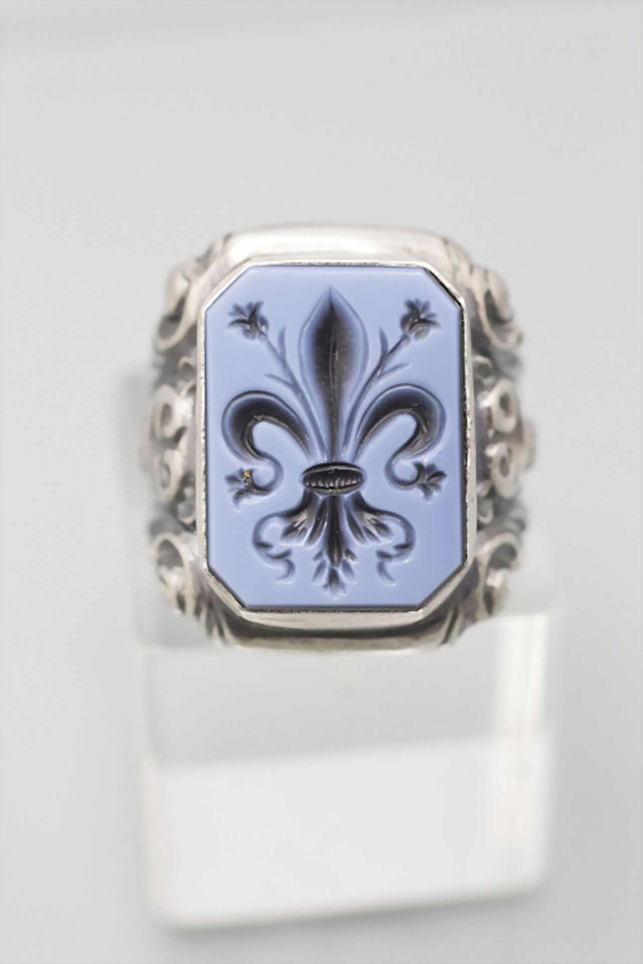 Siegelring / A silver seal ring, 20. Jh.