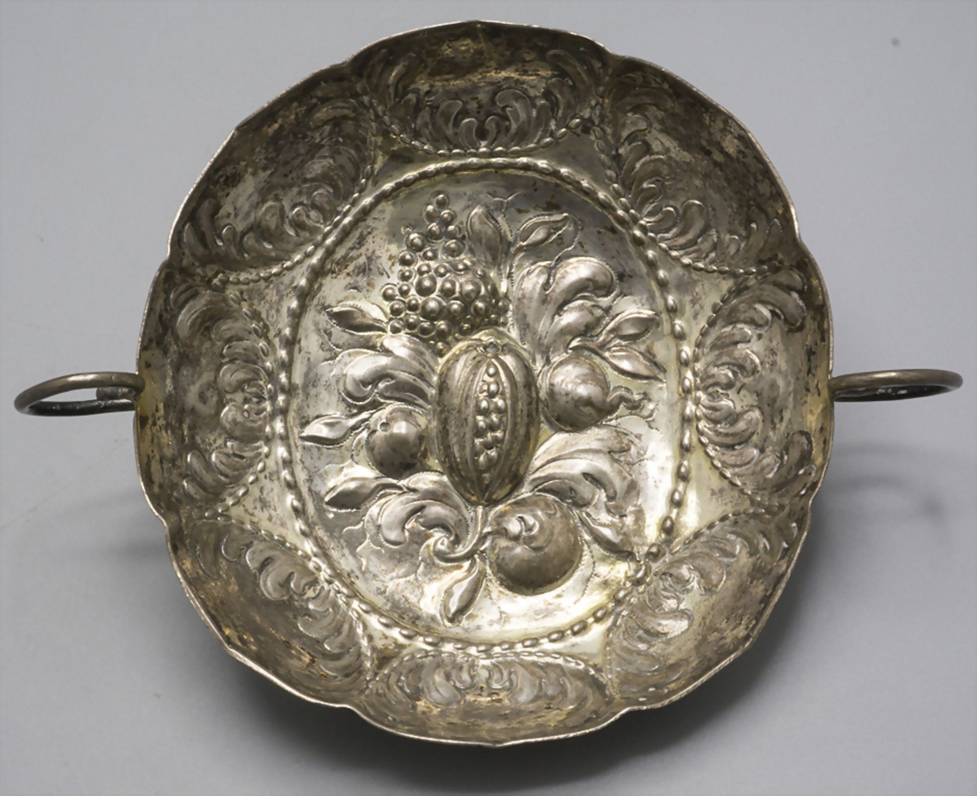 Weinbrandschale / A silver brandy cup, Regensburg, um 1680