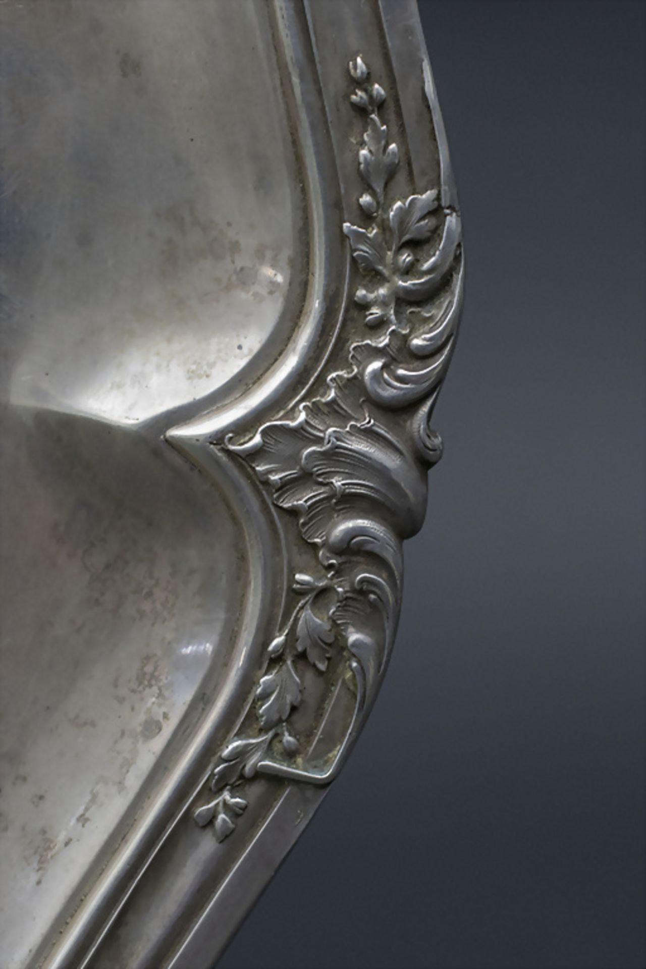 Runde Platte / A silver tray, Emile Puiforcat, Paris, um 1870 - Image 4 of 6