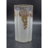 Jugendstil Vase mit Brombeeren / An Art Nouveau glass vase with blackberries, Mont Joye/Legras ...