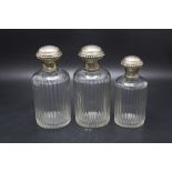 3 Likörflaschen mit Silbermontur / 3 liquer bottles with silver mounts, Gruhier (Père et ...