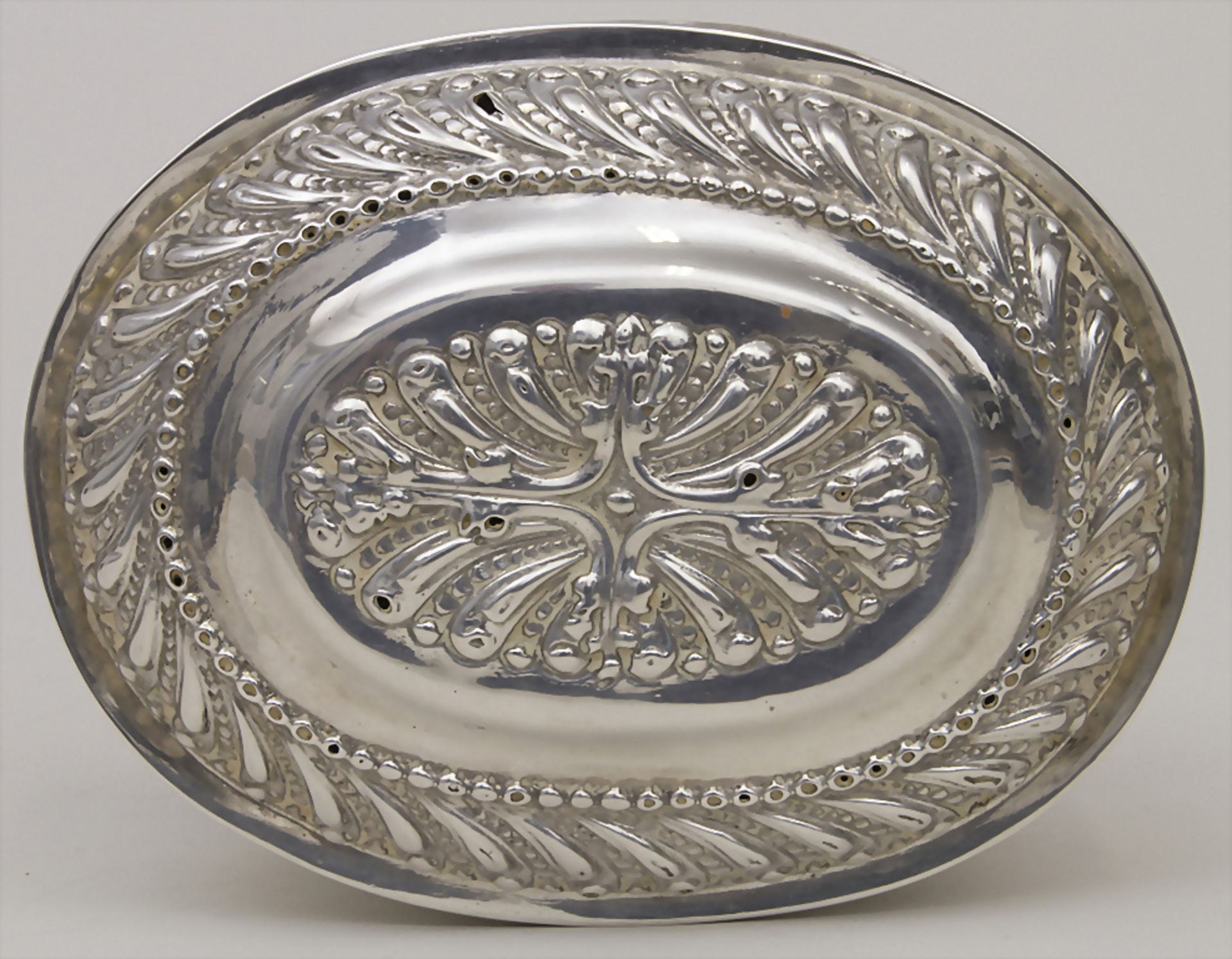 Ovale Dose / An oval silver box, Philipp Küsel, Augsburg, 1685-1700 - Image 3 of 7