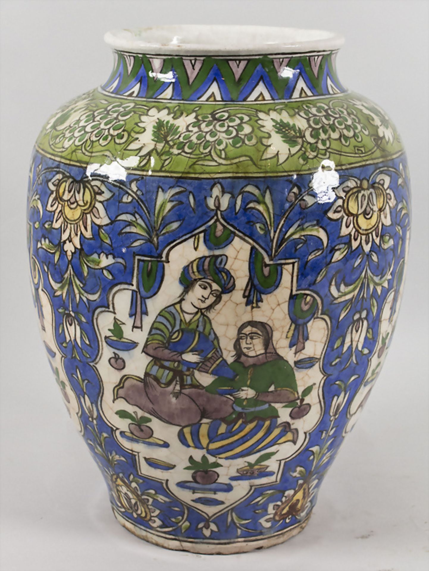 Große Qajar Vase / A large Qajar vase, Persien, 19. Jh.