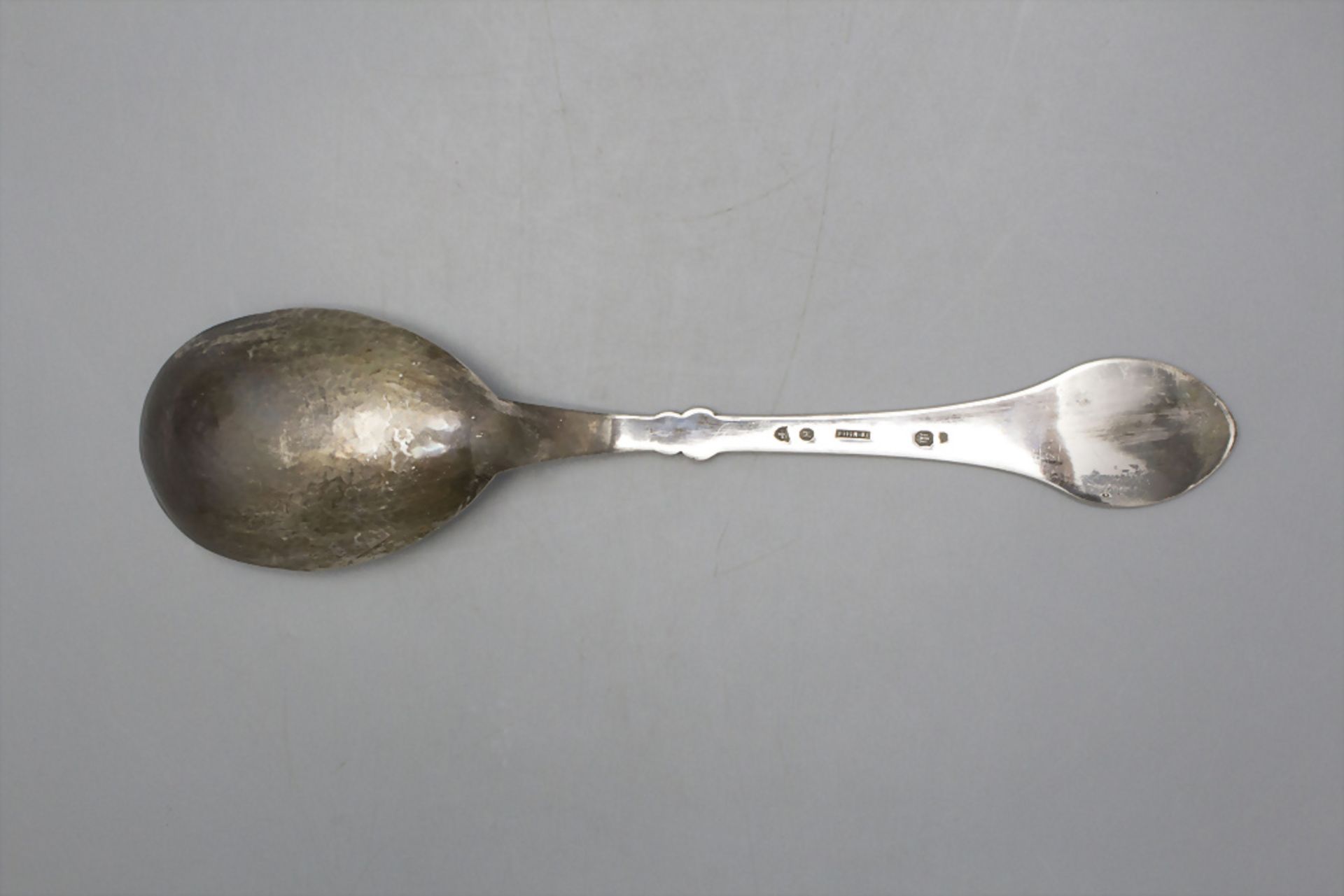 Großer Servierlöffel / Gemüselöffel / A large silver serving spoon, Christian F. Heise für Th. ... - Image 2 of 3