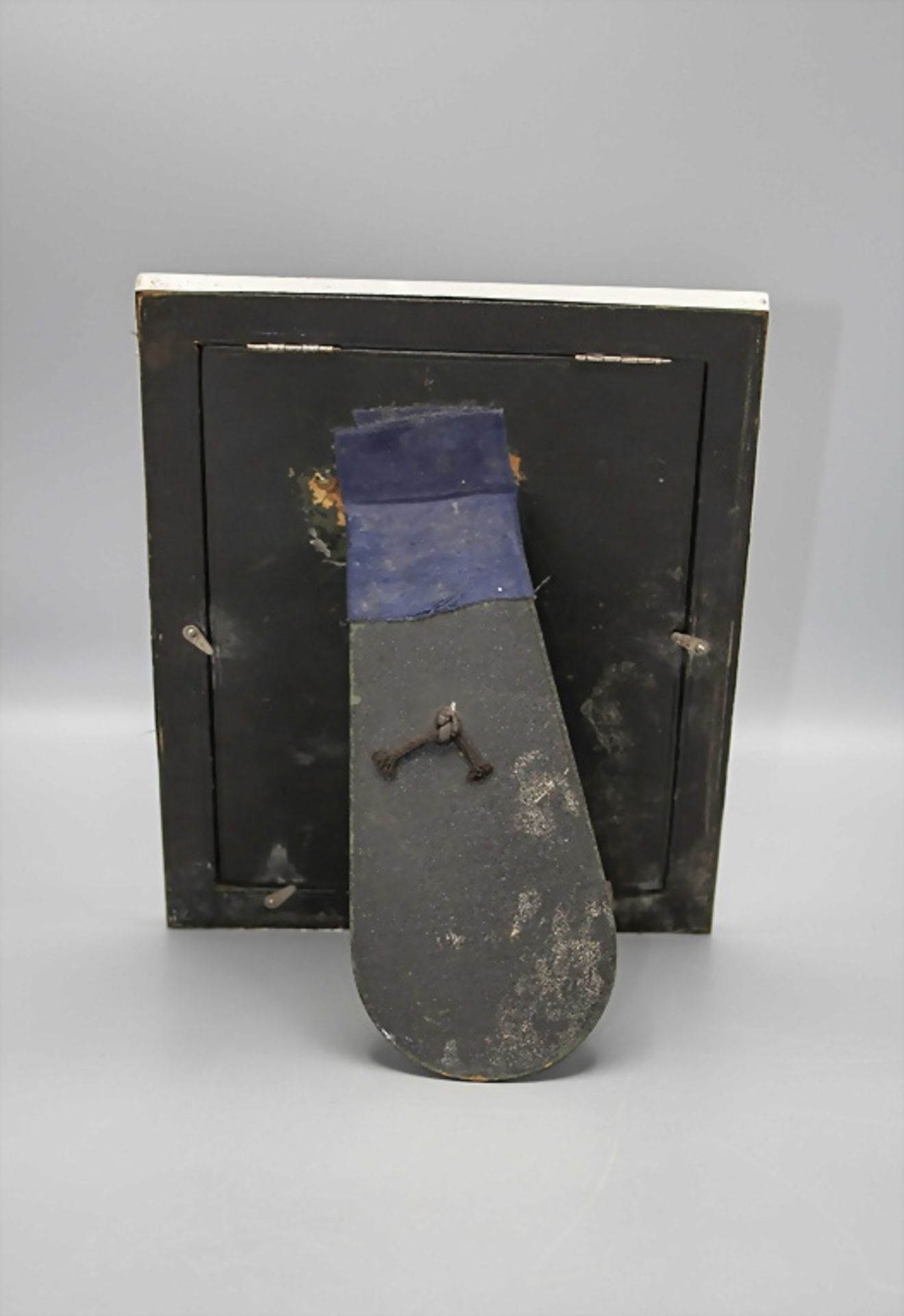 Fotorahmen / A silver picture frame, Wilhelm Binder, Schwäbisch Gmünd, um 1920 - Image 2 of 3